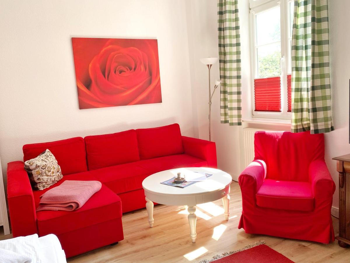 Gutshof Dubnitz - Ferienwohnung 1 "Carlo" Sassnitz Kültér fotó