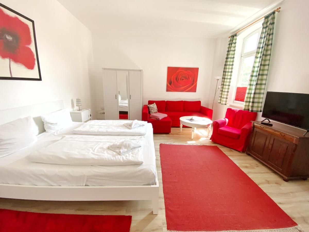 Gutshof Dubnitz - Ferienwohnung 1 "Carlo" Sassnitz Kültér fotó